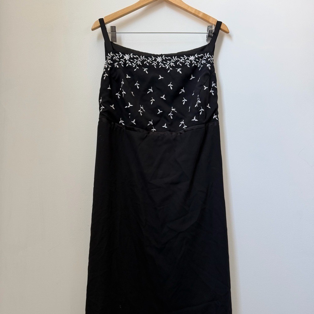 Vintage‎ Black Embroidered Floral Sleeveless Maxi Dress Gown Style 733 Size 10